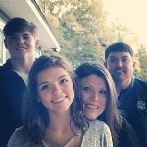 Meet your Posher, Wendy Now a Gigi ❤️ see pics